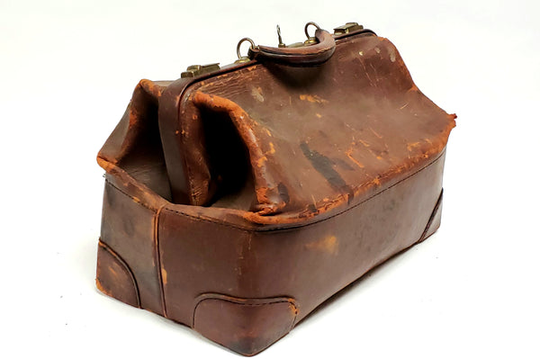 Leather Doctor Medical Apothecary Carrying Bag with Key ~ Early 1900's