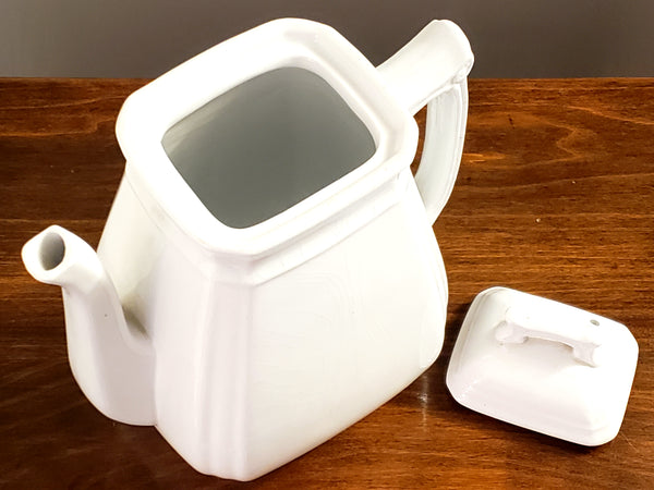 Antique English White Royal Ironstone Teapot by Alfred Meakin England c. 1875-1897