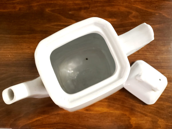 Antique English White Royal Ironstone Teapot by Alfred Meakin England c. 1875-1897