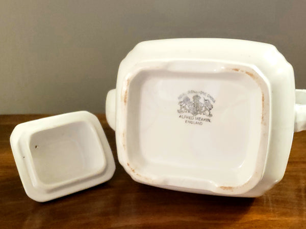 Antique English White Royal Ironstone Teapot by Alfred Meakin England c. 1875-1897