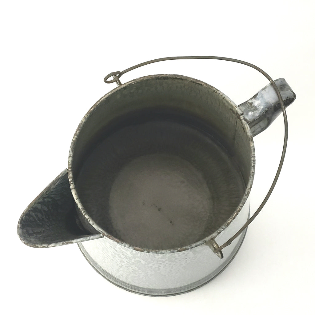 Vintage Large 1 1/2 Gallon Enamelware Cowboy Coffee Pot 