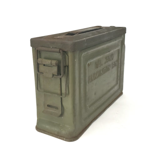 WWII U.S. Steel Military Ammunition Box .30 CAL by REEVES Green