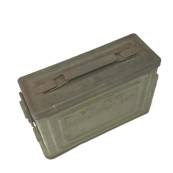 WWII U.S. Steel Military Ammunition Box .30 CAL by REEVES Green