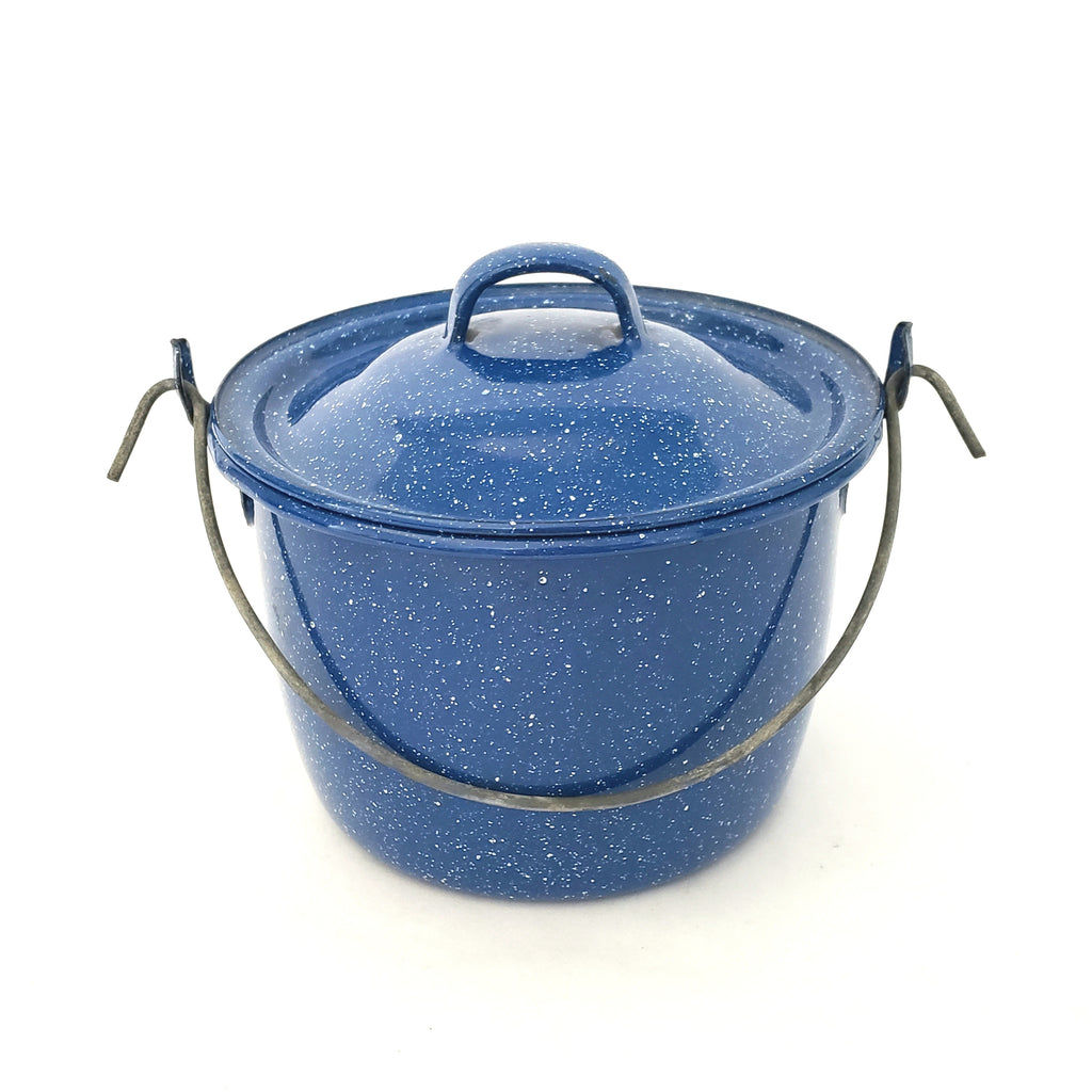 Vintage Petite Blue Enamelware Berry Bucket with Lid Metal Wire Bale Handle 
