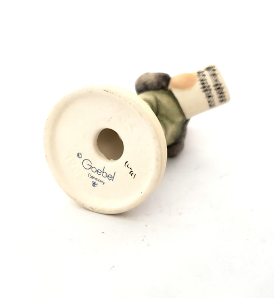 Hummel Figurine 3 inch "Soloist" by Goebel 135 4/0 TMK-7