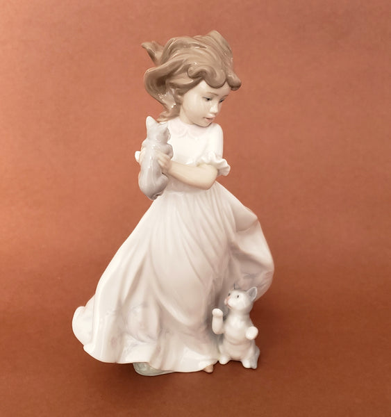 Lladro Porcelain Figurine "Kittens Gathering" #6941 Spain Retired with Original Box