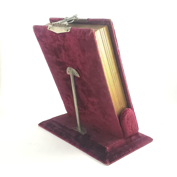Antique Victorian Red Velvet Photo Album on Stand with 35 Portrait Cabinet Cards  c. 1882