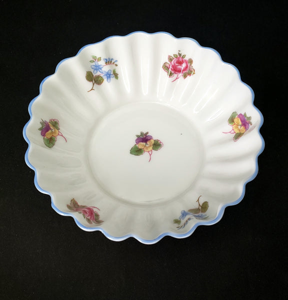Shelley Fine Bone China Fluted Bon Bon Nut Bowl Ludlow Rose Pansy Forget Me Not 