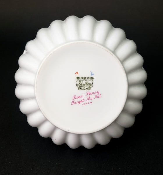 Shelley Fine Bone China Fluted Bon Bon Nut Bowl Ludlow Rose Pansy Forget Me Not