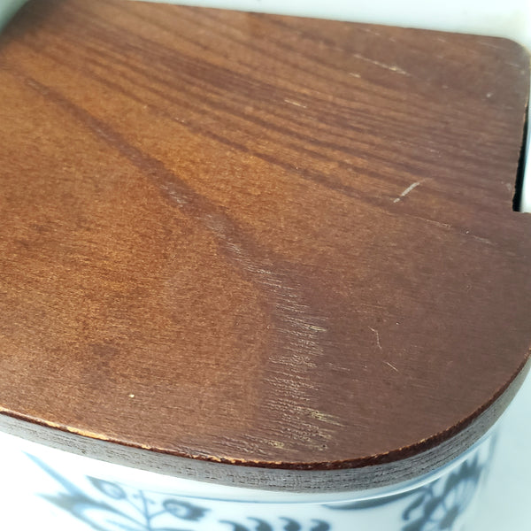 Vintage BLUE DANUBE Porcelain Salt Box Wooden Lid Script Ribbon Banner Mark