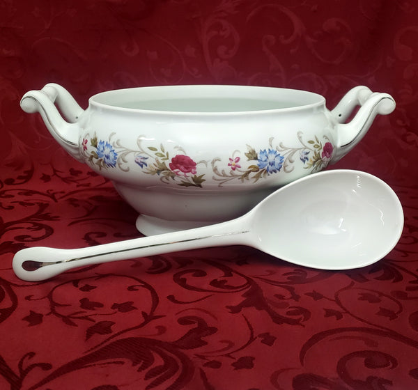 Vintage Porcelain Lidded Soup Tureen Ladle & Underplate "Marjorie" by Favolina Poland