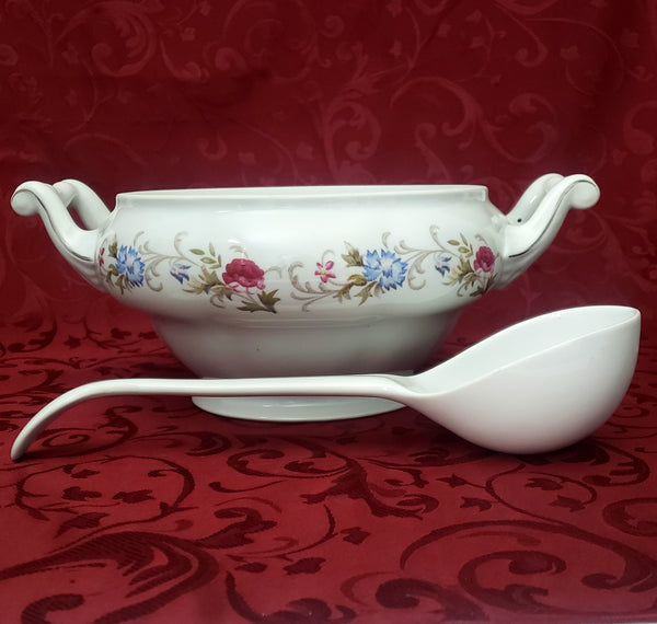 Vintage Porcelain Lidded Soup Tureen Ladle & Underplate "Marjorie" by Favolina Poland