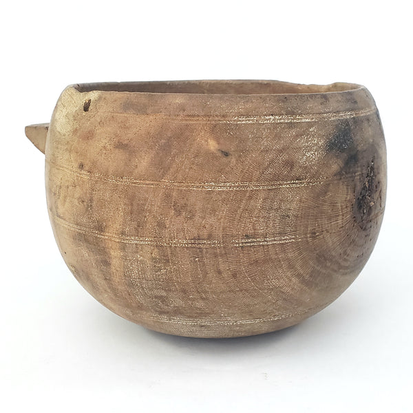 Primitive Wooden Turned Burl Bowl Carved Handle