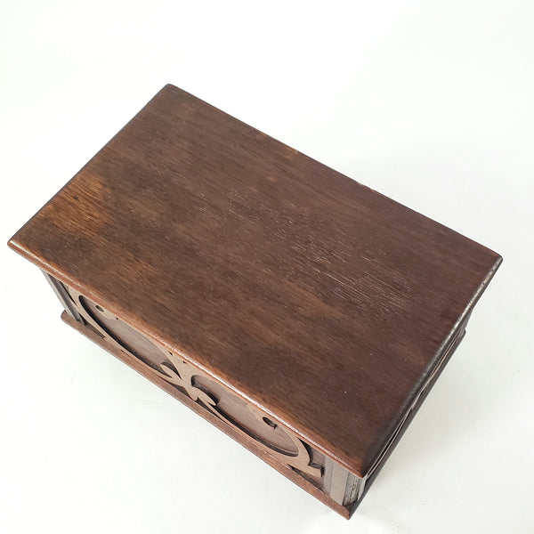 Vintage Wooden Keepsake Chest Box Hinged Lid with Decorative Onlay