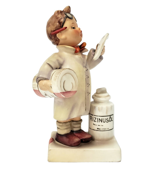 Goebel Hummel Figurine Little Pharmacist #322 TMK4