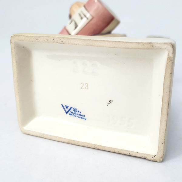 Goebel Hummel Figurine Little Pharmacist #322 TMK4