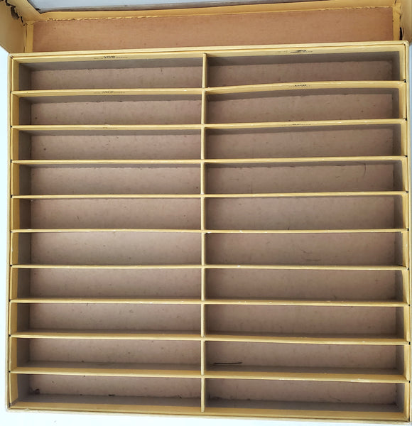 Antique J & P Coats Cardboard Display Case Boilfast Six Strand Floss Advertisement