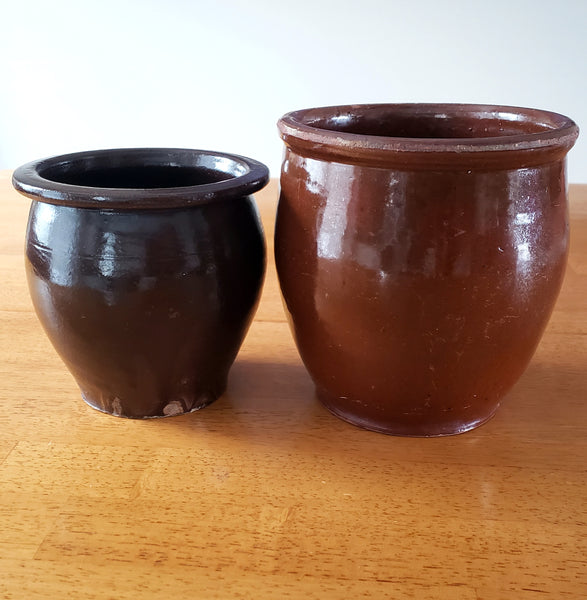 Pair of Old Glazed Crocks 2 Quart & 1 Quart