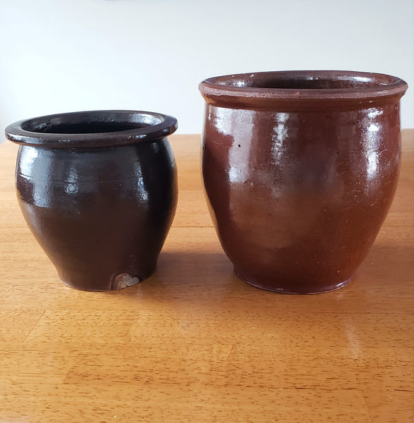 Pair of Old Glazed Crocks 2 Quart & 1 Quart