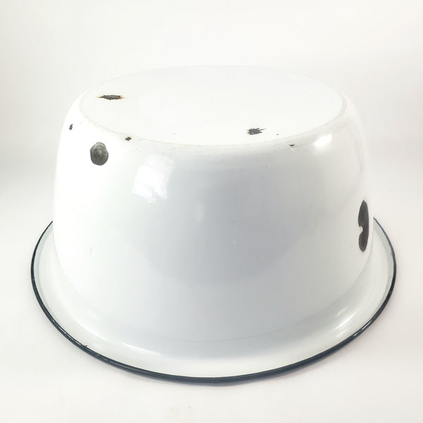 Large Vintage Farmhouse White Enamelware Basin Black Trim