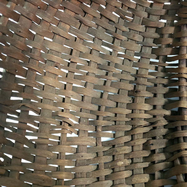 Antique Woven Splint Buttocks Egg Gathering Basket Twisted Handle