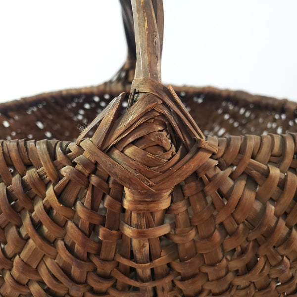 Antique Woven Splint Buttocks Egg Gathering Basket Twisted Handle