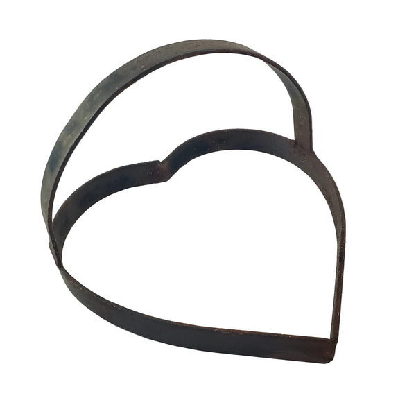 Rustic Antique Wrought Iron Heart Shape Wall Mount Rack