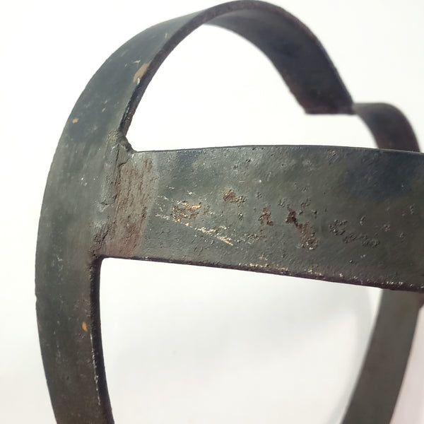 Rustic Antique Wrought Iron Heart Shape Wall Mount Rack
