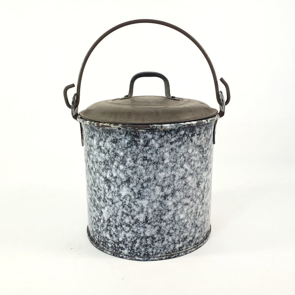Rustic Antique Gray-Black Enamelware Berry Picking Bucket Tin Lid