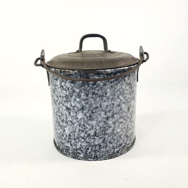 Rustic Antique Gray-Black Enamelware Berry Picking Bucket Tin Lid