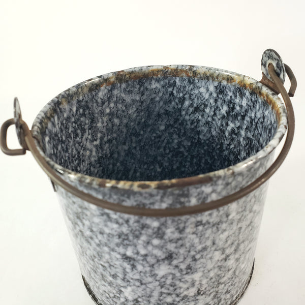 Rustic Antique Gray-Black Enamelware Berry Picking Bucket Tin Lid