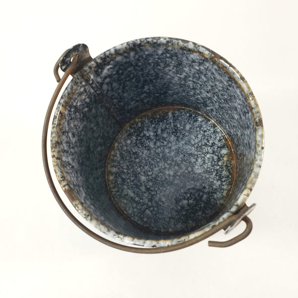 Rustic Antique Gray-Black Enamelware Berry Picking Bucket Tin Lid