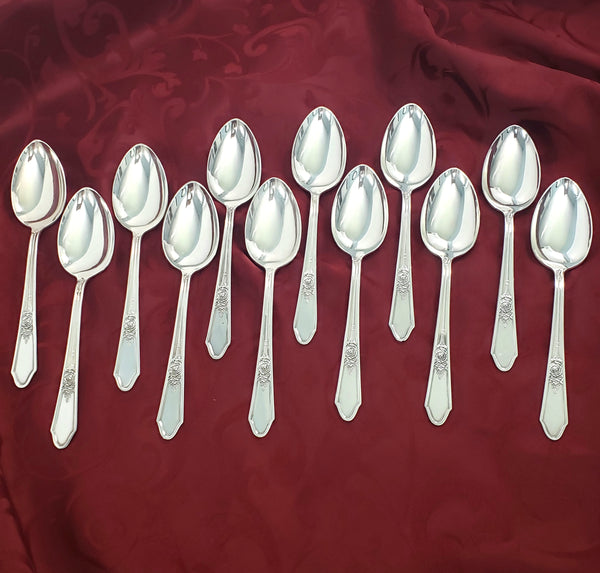 Vintage Manor Plate Triple Silverplate Oval Soup Spoon Set of 12 "Rosedale" International Silver 1930s