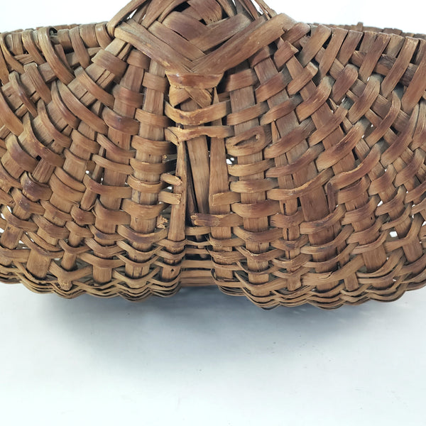 Antique Woven Splint Buttocks Egg Gathering Basket Twisted Twig Handle