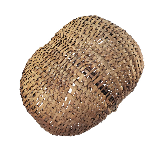 Antique Woven Splint Buttocks Egg Gathering Basket Twisted Twig Handle
