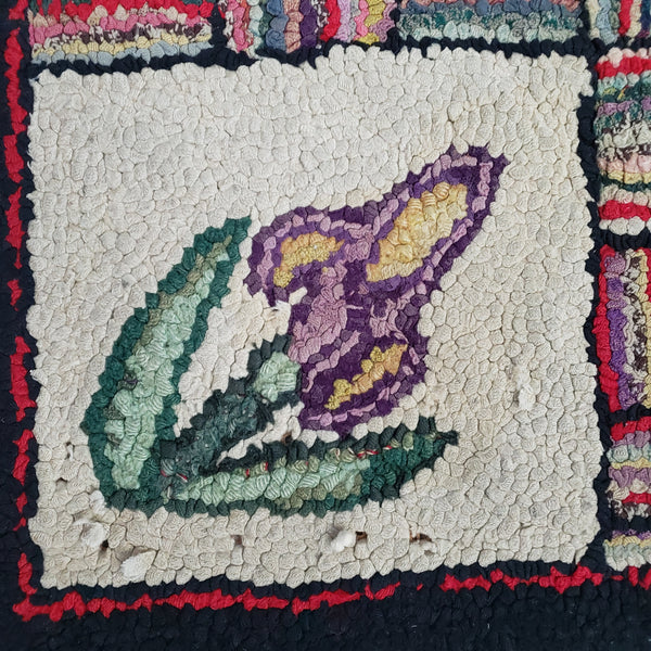 Vintage Folk Art American Hand-Hooked Rug Geometric and Floral Cottagecore Décor