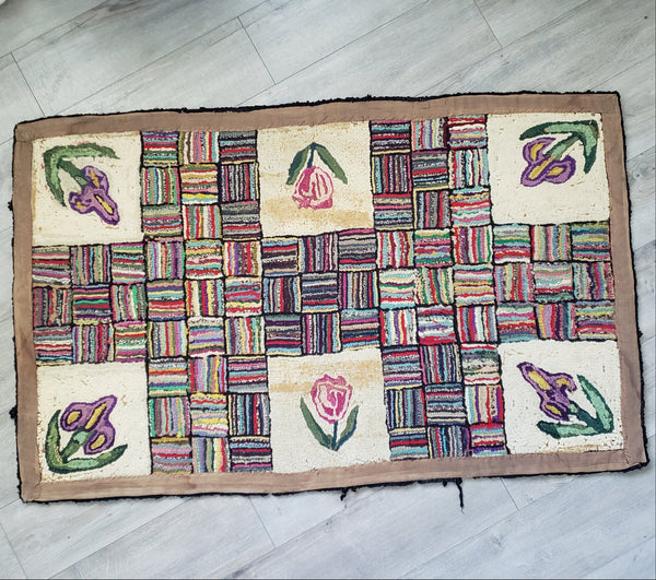Vintage Folk Art American Hand-Hooked Rug Geometric and Floral Cottagecore Décor