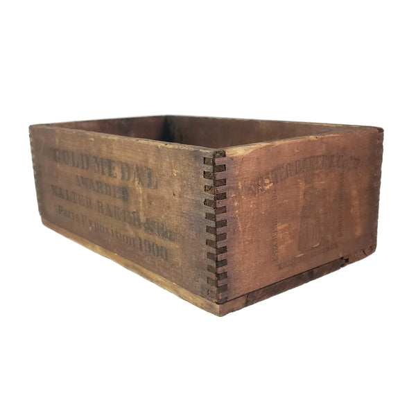 Antique Dovetail Wooden Chocolate Box Walter Baker & Co. Dorchester, Massachusetts