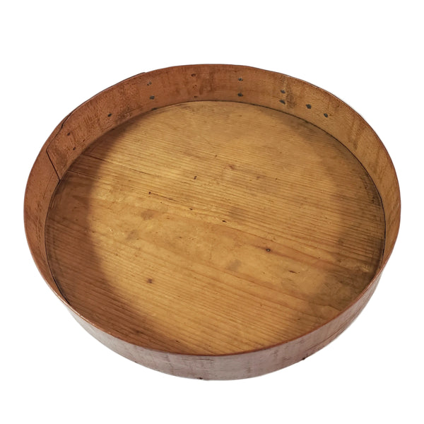 Vintage Shaker Style Round Bentwood Pantry Storage Box with Lid Scalloped Two Finger Lap