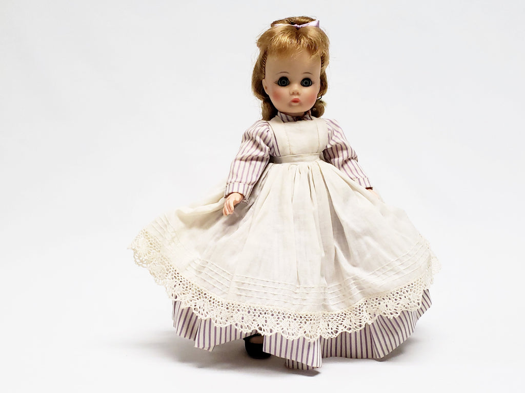 Vintage Madame Alexander Doll "Meg" 1225