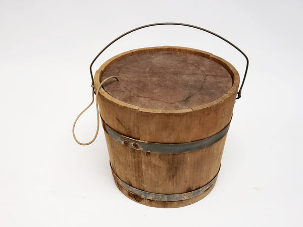 Wooden Buss Bucket With Bail Handle and Lid No. 22 - Lanark, IL
