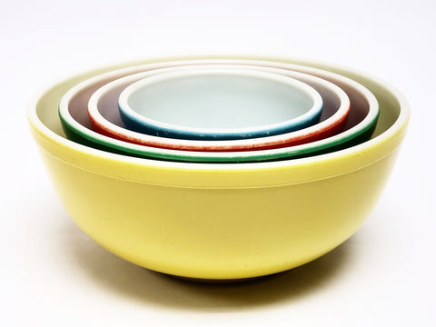 Vintage Set of Early Non Numbered Pyrex Nesting Bowls - Primary Colors