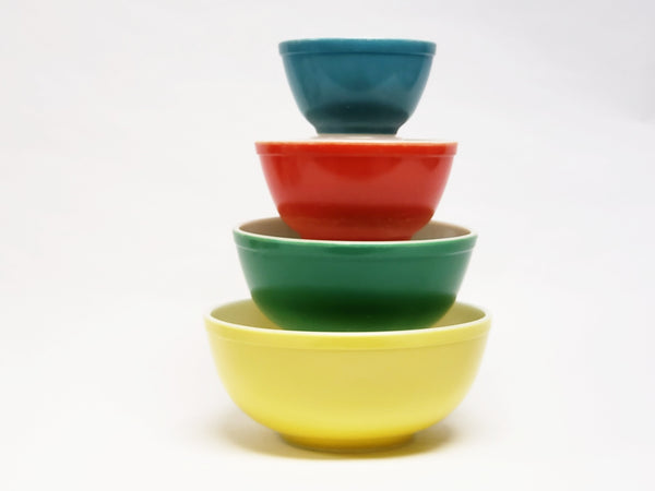 Vintage Set of Early Non Numbered Pyrex Nesting Bowls - Primary Colors