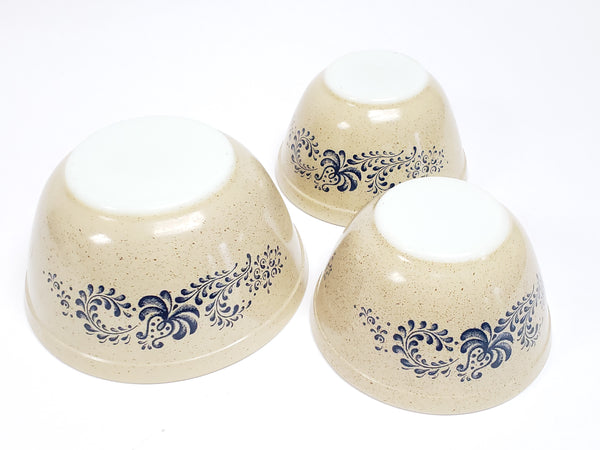 Vintage Pyrex "Homestead" Mixing Bowls - Collection of 3,  #401 #402