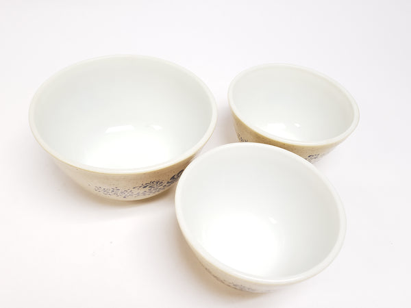 Vintage Pyrex "Homestead" Mixing Bowls - Collection of 3,  #401 #402
