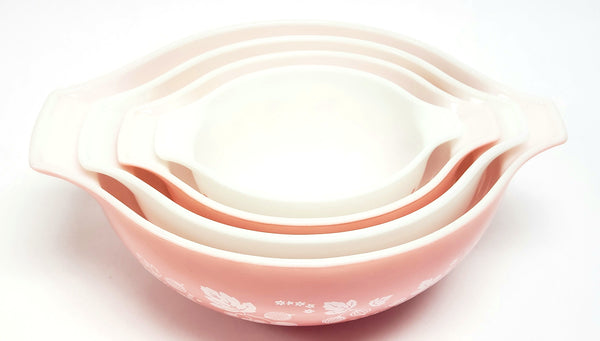 Vintage Pyrex Gooseberry Pink & White Cinderella Mixing Nesting Bowls - Set of 4