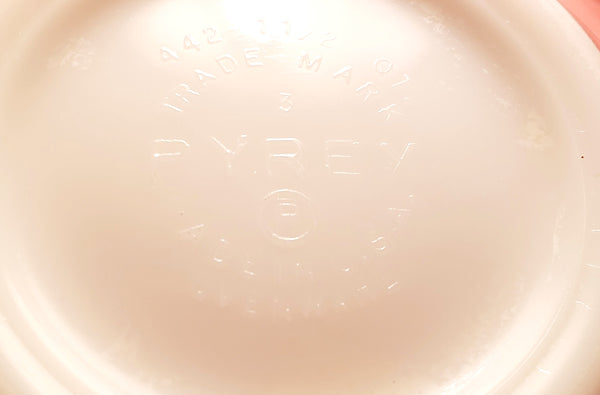 Vintage Pyrex Gooseberry Pink & White Cinderella Mixing Nesting Bowls - Set of 4