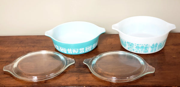 Pyrex Amish "Butterprint" Turquoise & White Casserole Dishes with Lids  471 & 472