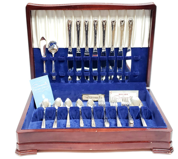 Oneida Community "Milady" Silverplate 52 Pc Flatware Set w/ Case 1940's