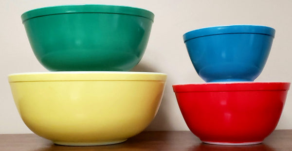 Vintage Pyrex Primary Colors Nesting Mixing Bowls, Set of 4